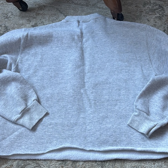 Cute vintage cropped NOTRE DAME sweatshirt - Picture 4 of 4